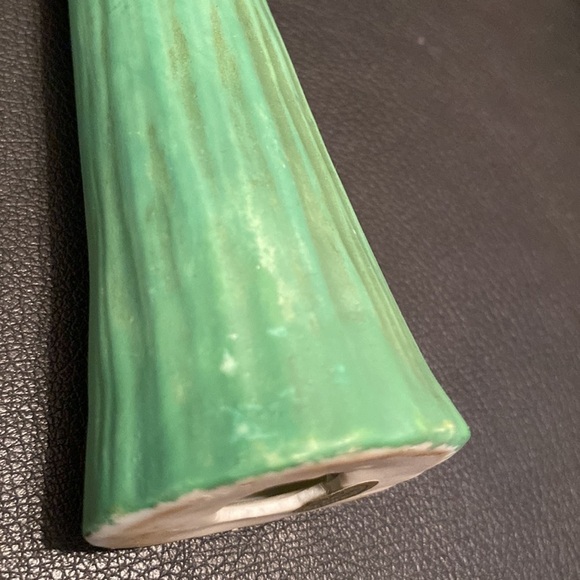 Hand painted Porcelain Angel Trio Table Decor. - Picture 9 of 11